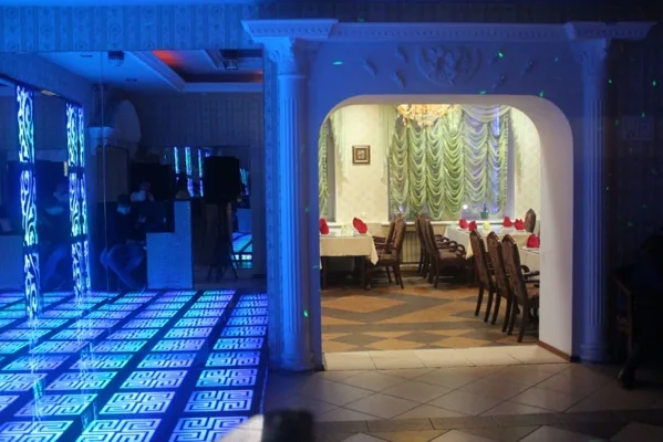 Основной зал