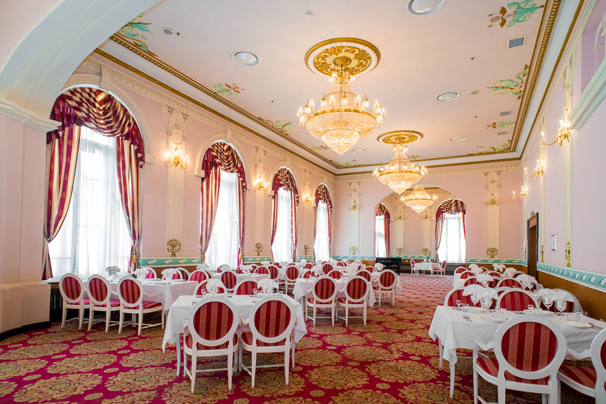 Большой банкетный зал — Версаль