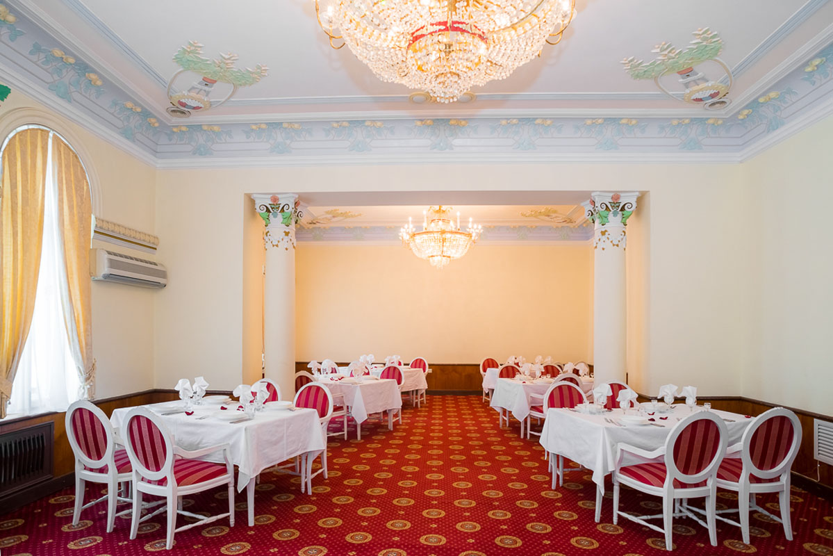 Малый банкетный зал — Версаль