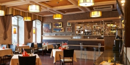 Основной зал