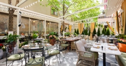 Летняя терраса — интерьер зала