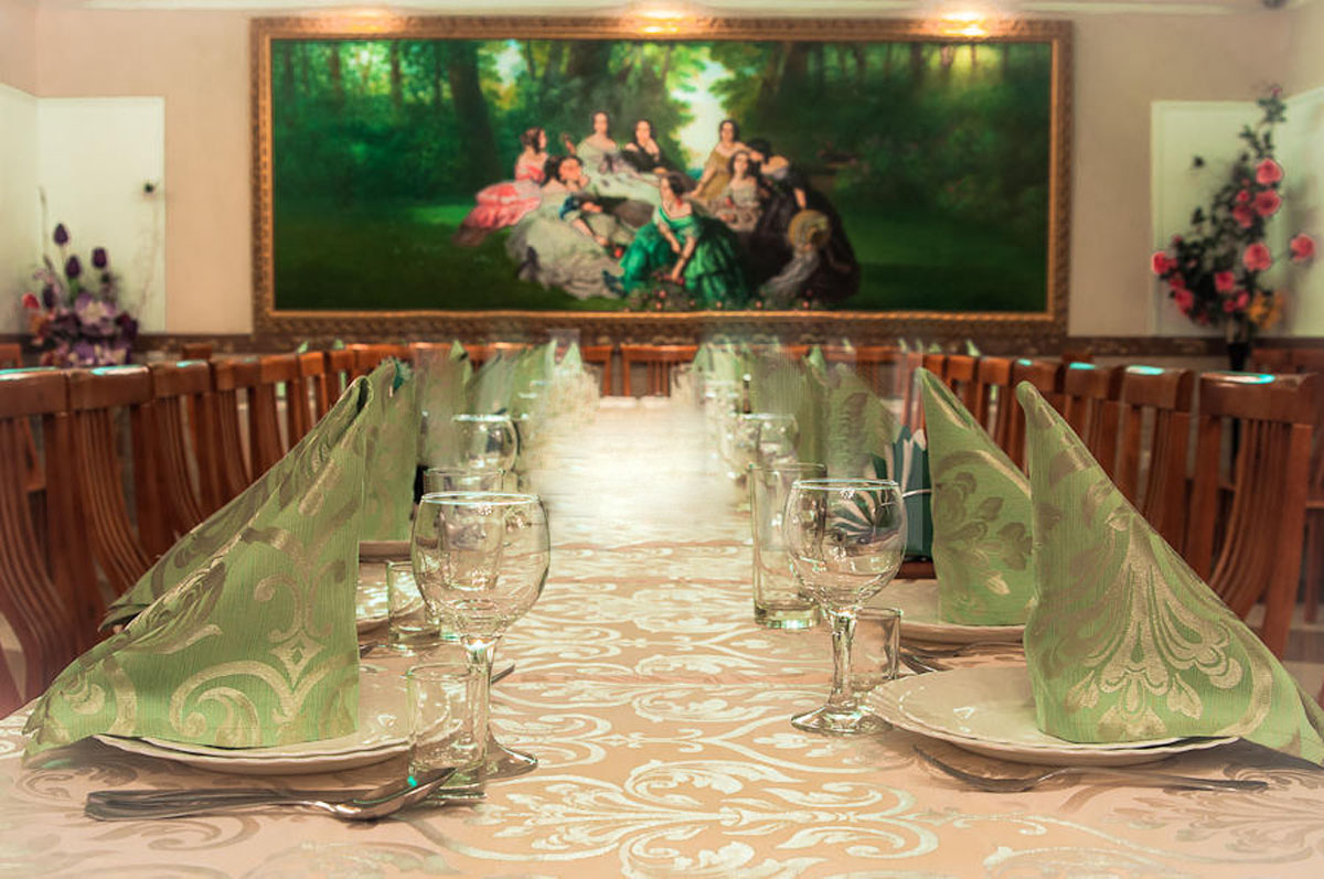 Основной зал — Кафе Апполон