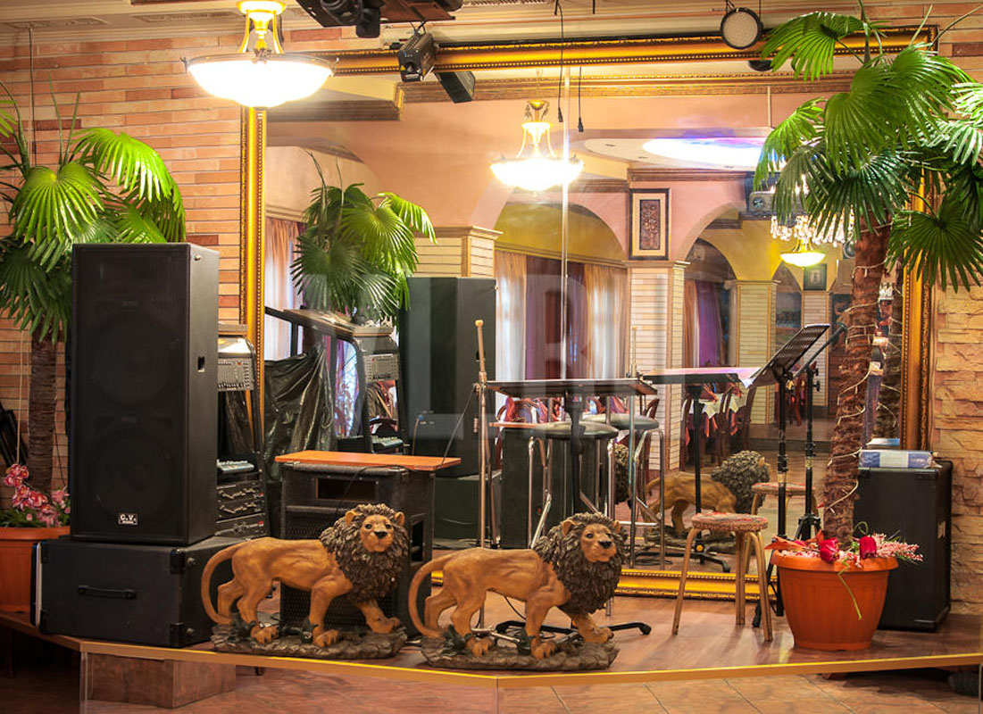 Основной зал — Кафе Апполон