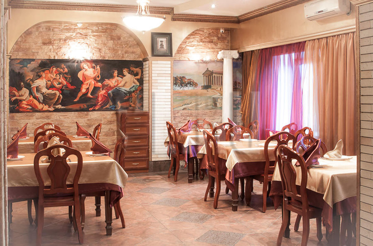 Основной зал — Кафе Апполон