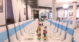 Зал на первом этаже — фото 4