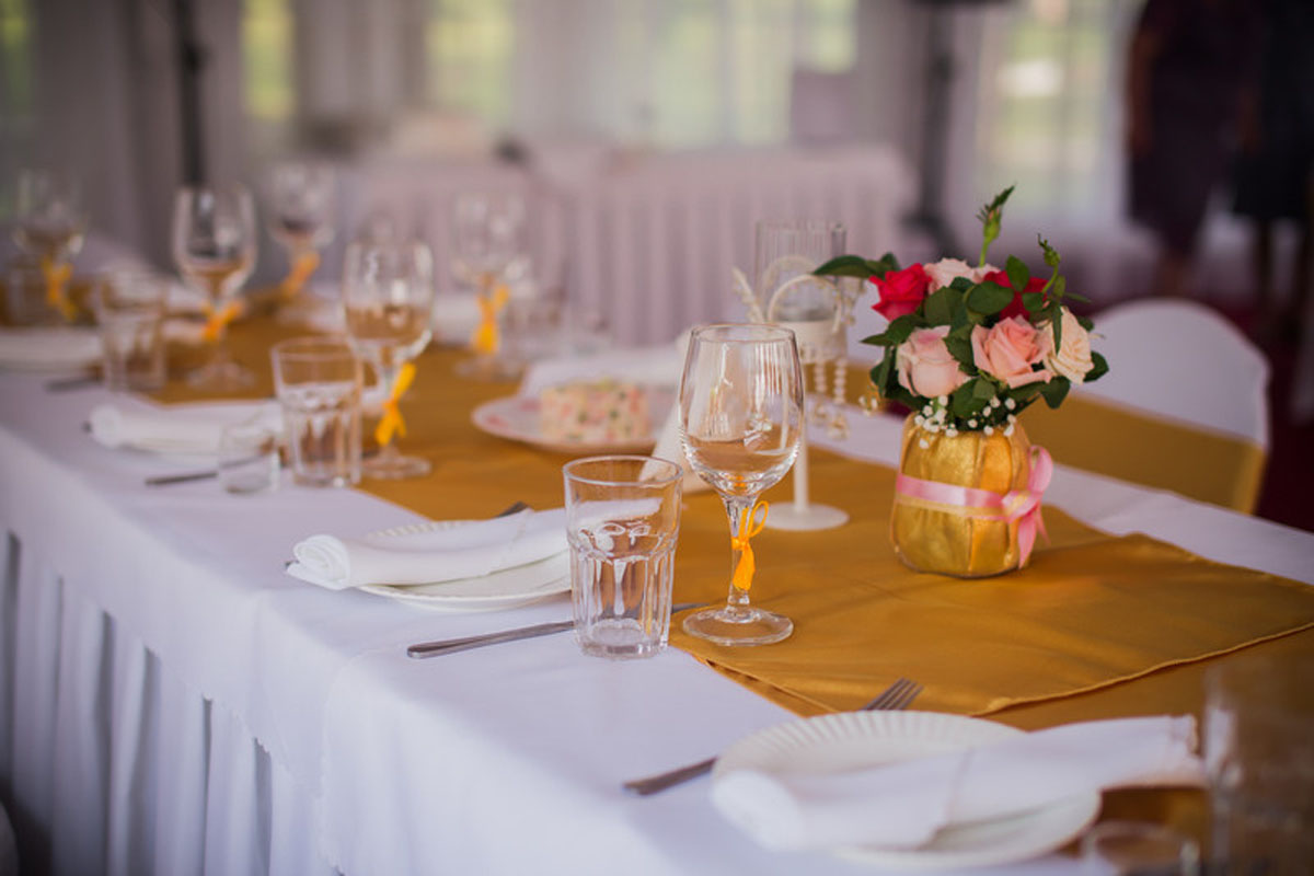 Большой шатер — База отдыха Лесная Поляна