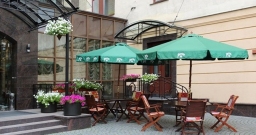 Основной зал