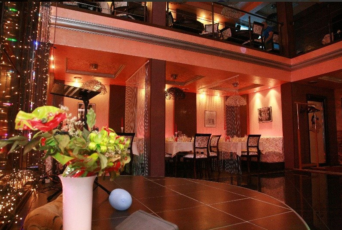 Первый этаж — Ресторан Ретро-Блюз