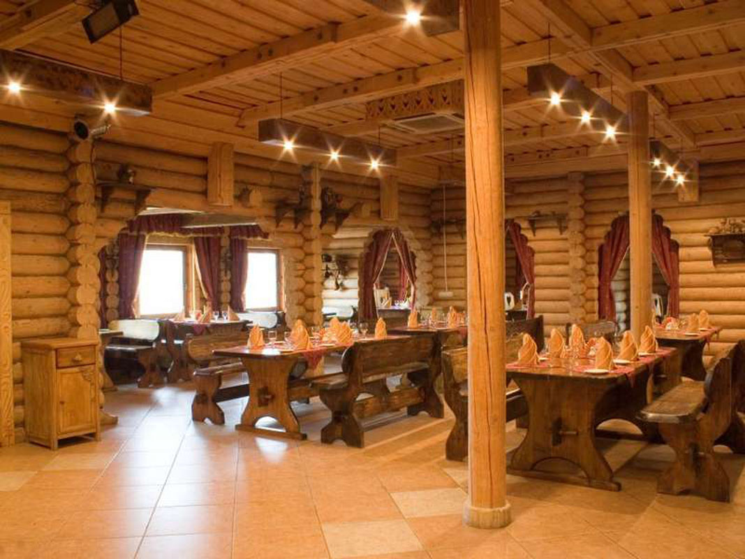 Основной зал — Три Богатыря