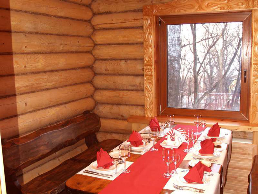 Основной зал — Три Богатыря