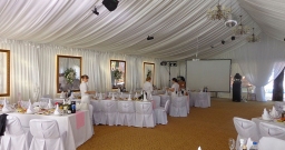 Шатер — интерьер зала