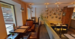 Основной зал