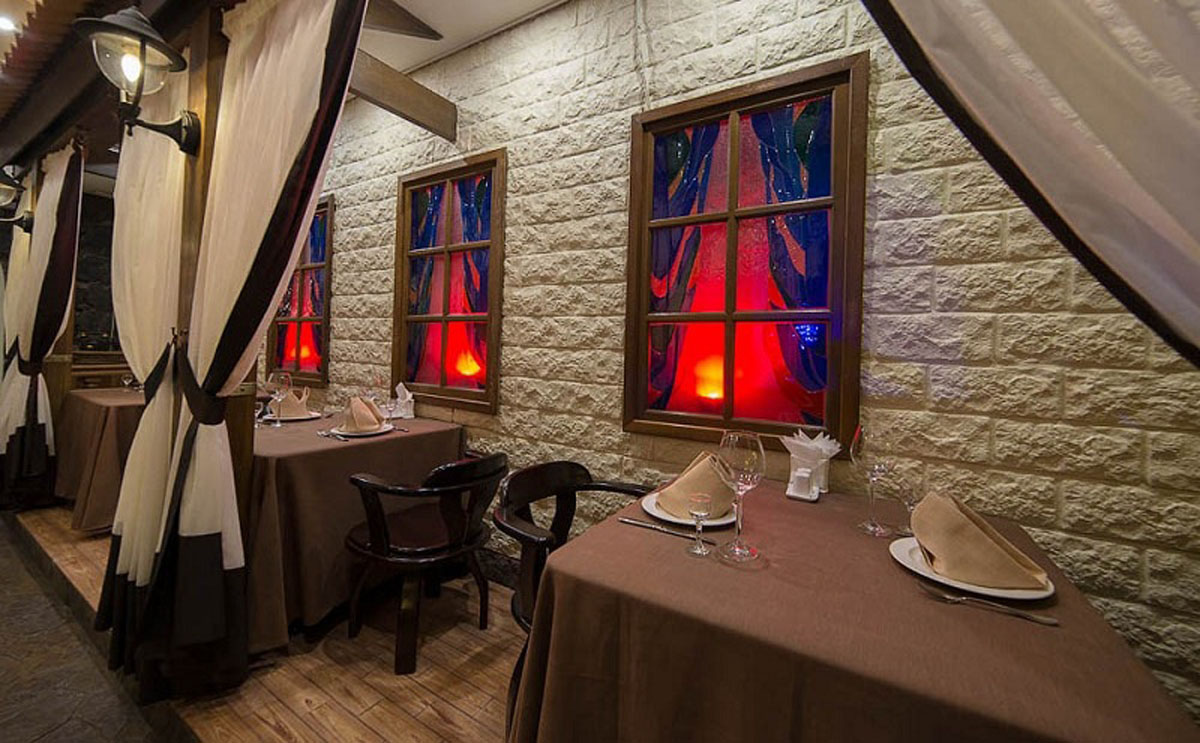 Основной зал