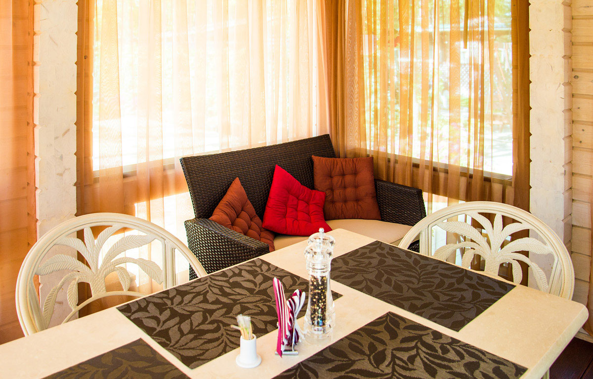 Открытая беседка — Центр отдыха Кедровая Падь