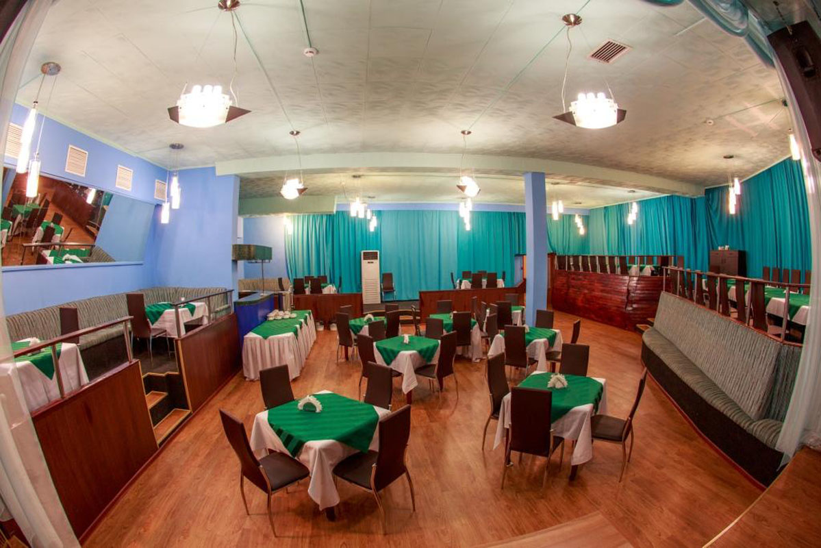 Большой зал — Экватор