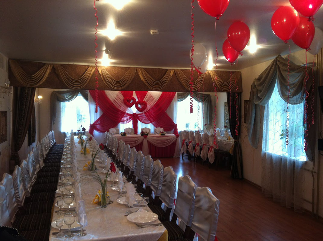 Основной зал — Крендель