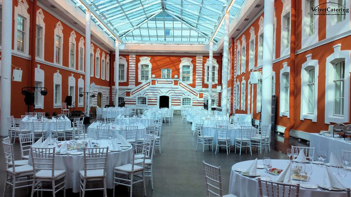 Основной зал — Атриум Петропавловской крепости