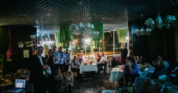 Основной зал