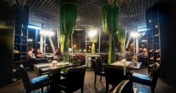 Основной зал