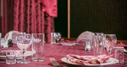 Бордовый кабинет