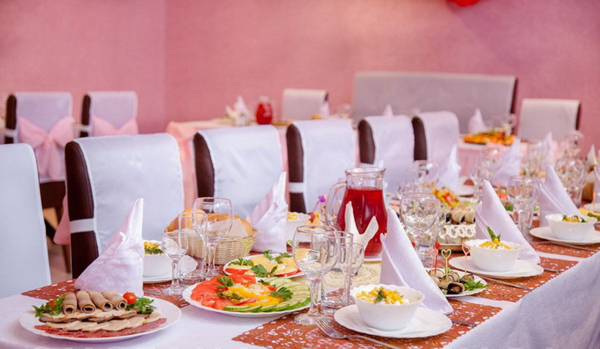 Основной зал — Кафе Самовар