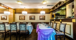 Основной зал