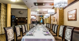 Основной зал