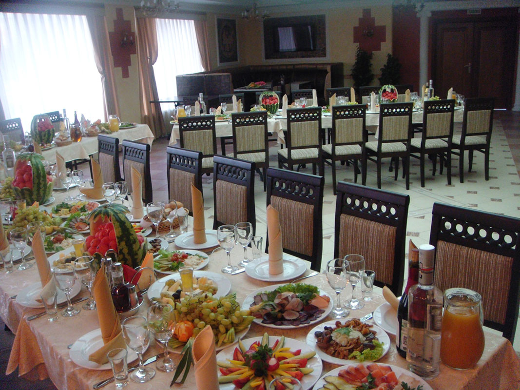 Зал на 80 человек — FortePiano