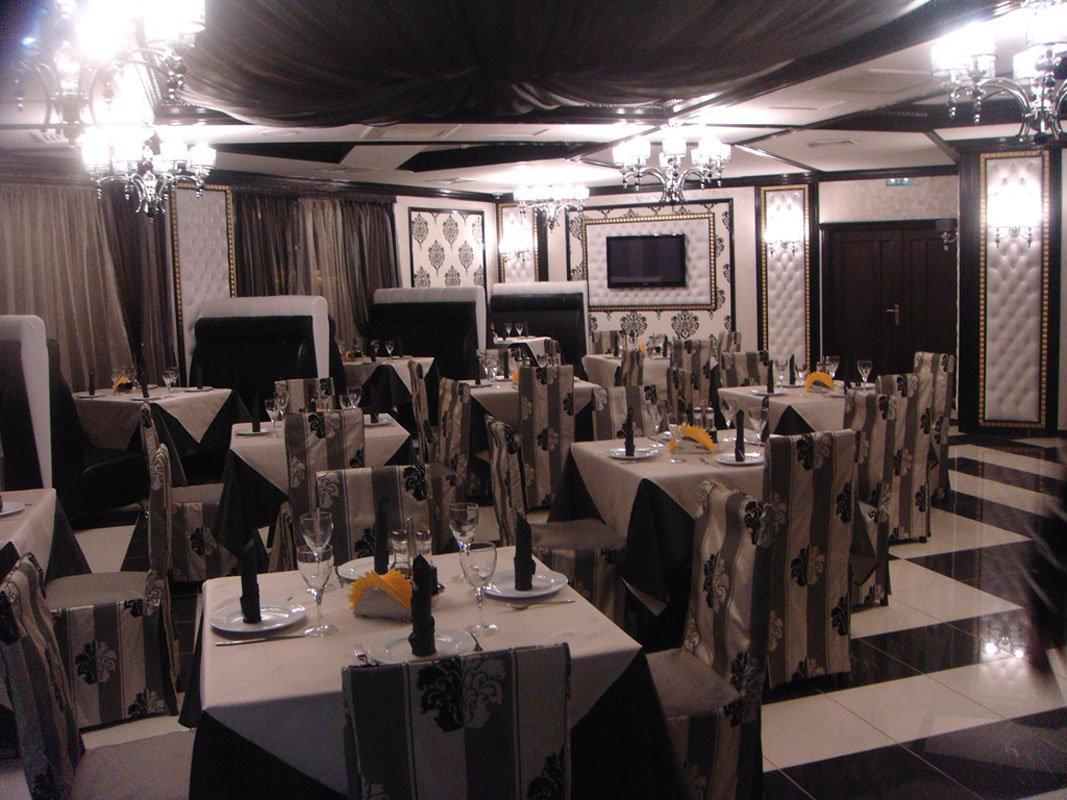 Зал на 150 человек — FortePiano