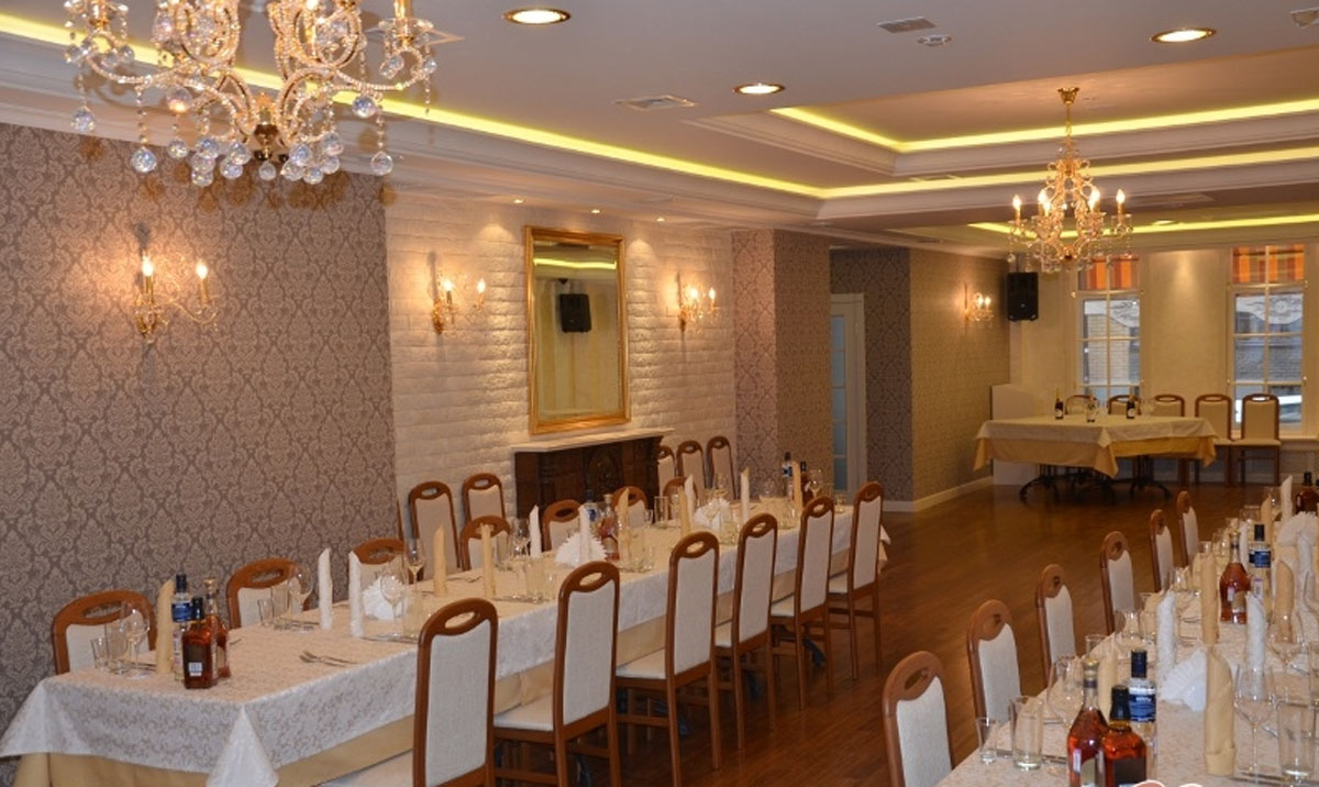 Зал на 100 человек — Белое солнце