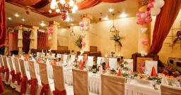 Большой зал ресторана — фото 4