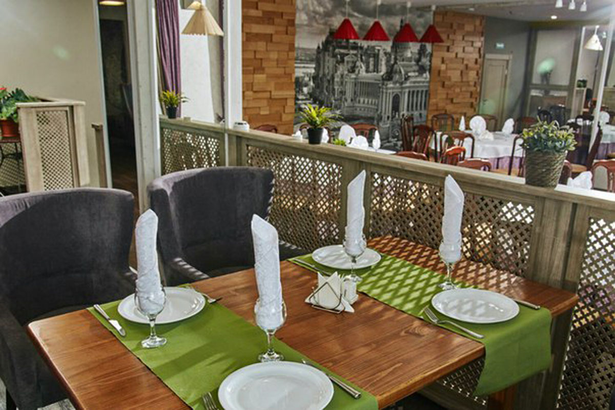 Зал на 110 человек — Ресторан Язиля