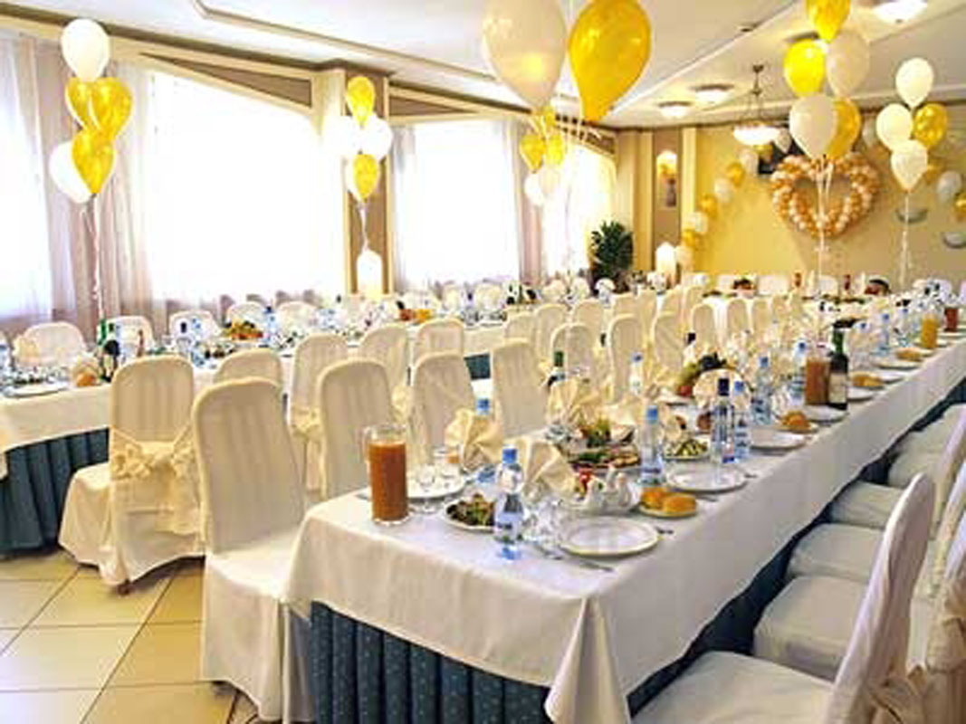 Зал на 65 человек — Ресторан Язиля