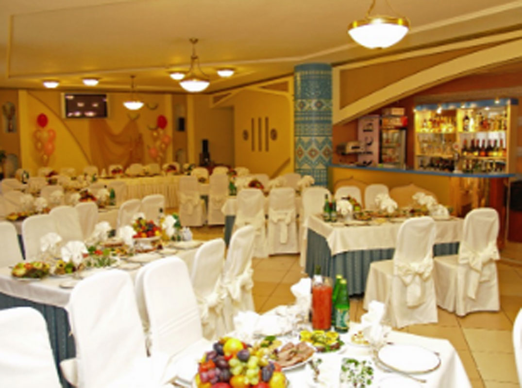 Зал на 65 человек — Ресторан Язиля