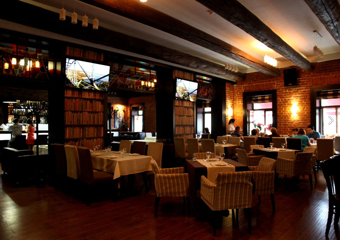 Зал на 80 человек — В. Ключников