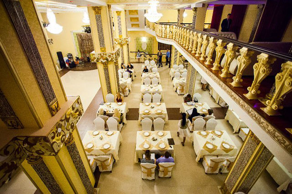 Golden Plaza — Основной зал, фото банкетного зала