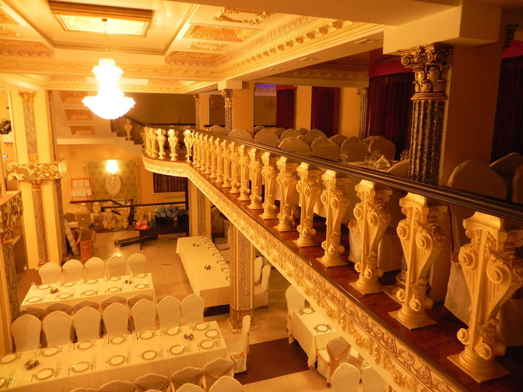 Основной зал — Golden Plaza