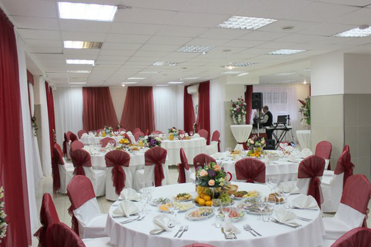 Зал на 75 человек — Алые Паруса