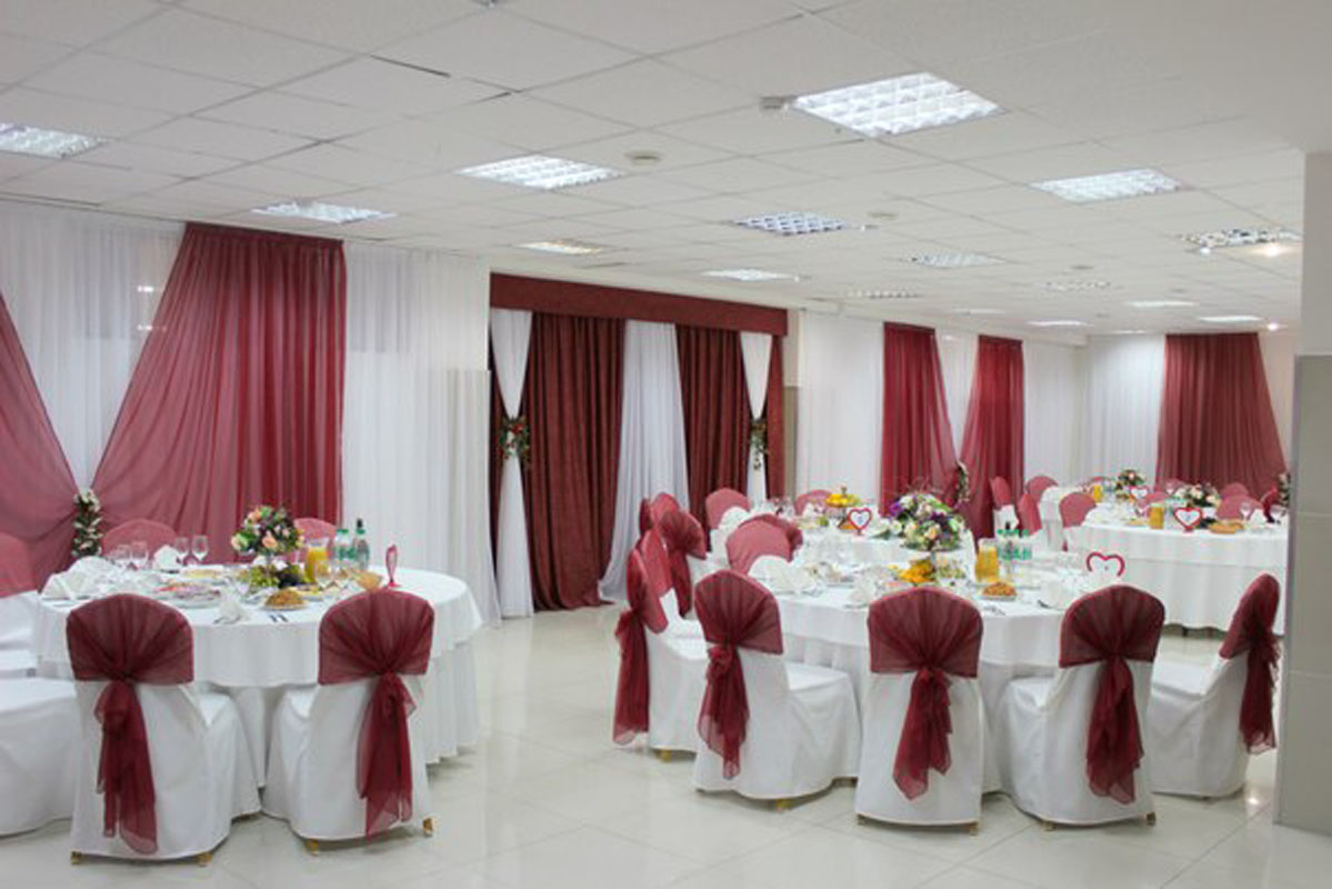 Зал на 75 человек — Алые Паруса