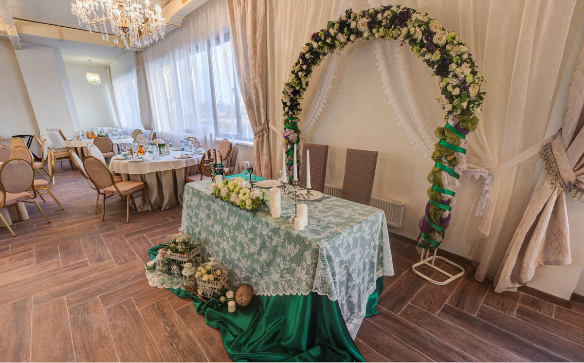 Банкетный зал — Онегин