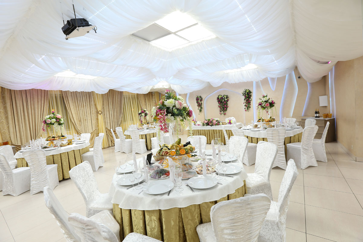 Основной зал — Небеса на Бондаренко