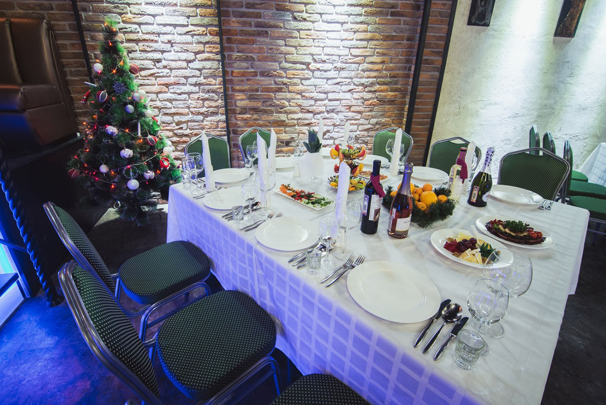 Основной зал — Бивень XL