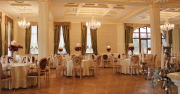 La Scala с видом на озеро