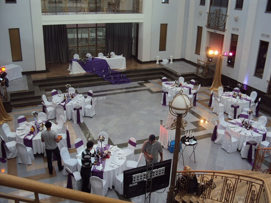 Основной зал — Банкетный зал Атриум в Толстом Сквере