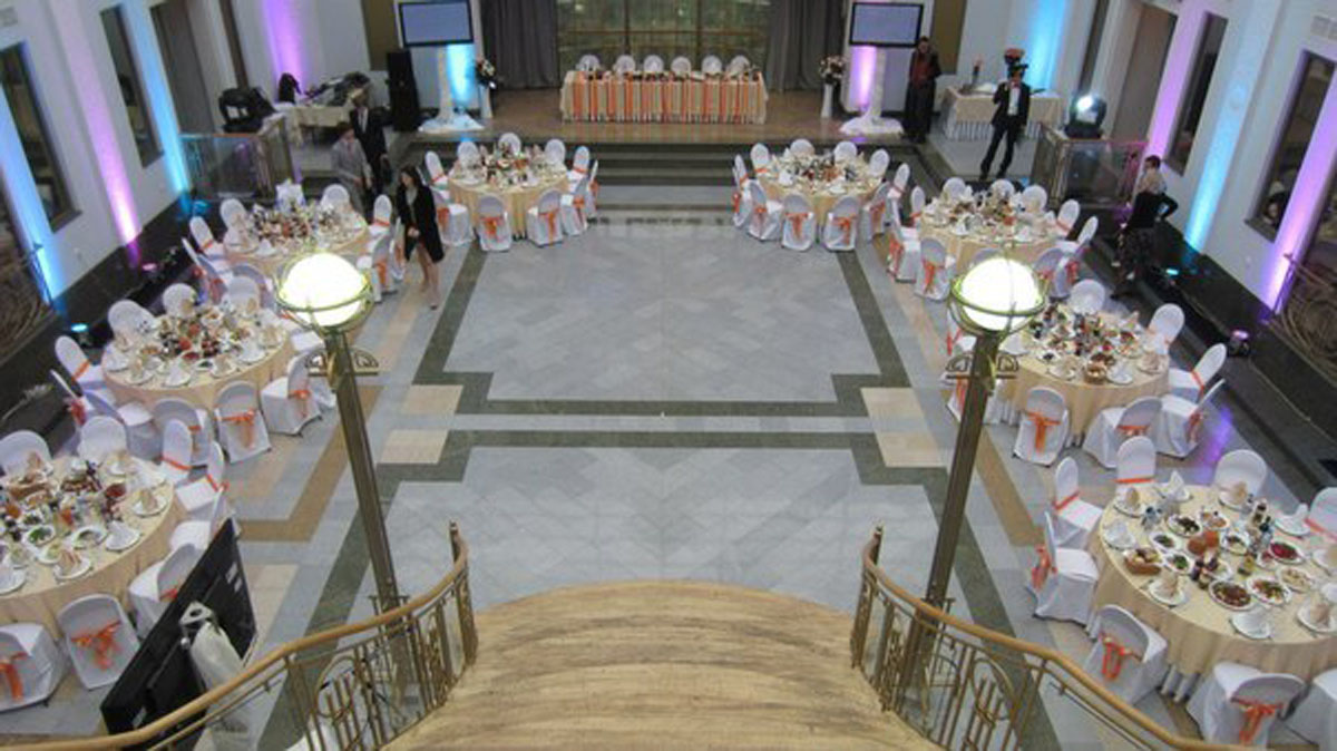 Основной зал — Банкетный зал Атриум в Толстом Сквере