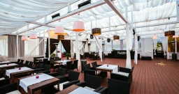 Основной зал