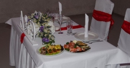 Основной зал