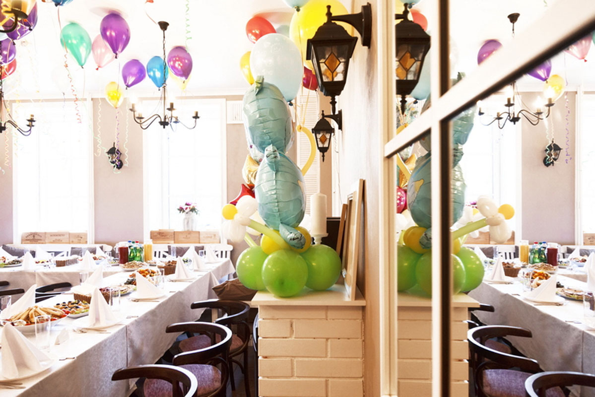 Основной зал — Кафе Гостиная на Матроса Железняка