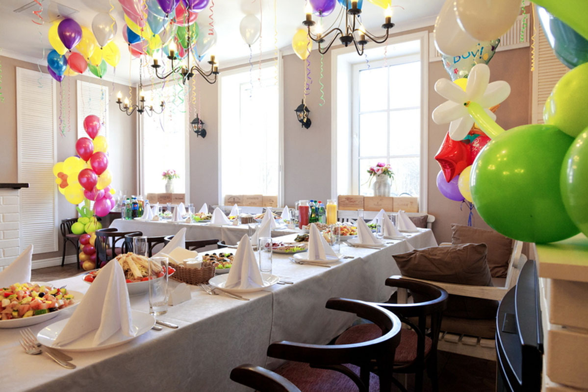 Основной зал — Кафе Гостиная на Матроса Железняка