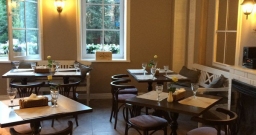 Основной зал